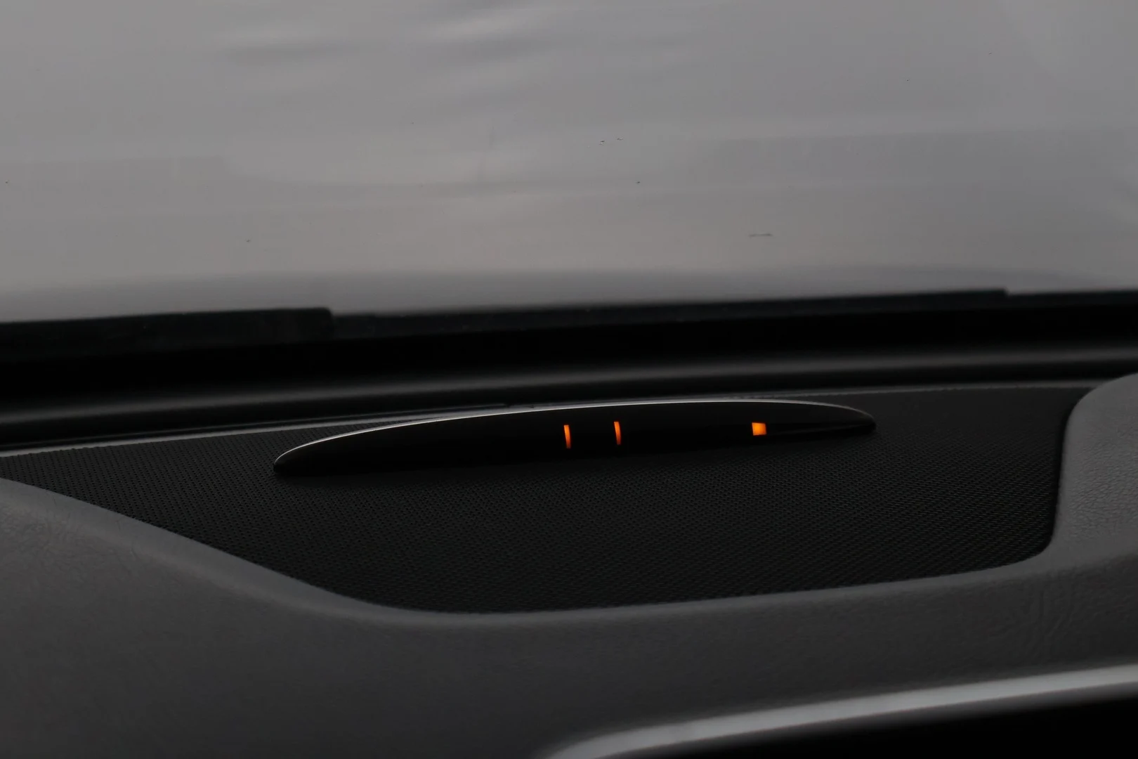Car Image - 3KxCdyFXowwSL8RhFyu7bV