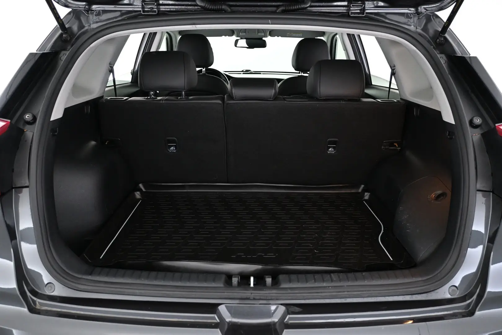 Car Image - 1IqZeGfZY3kClOaEPyz0fp