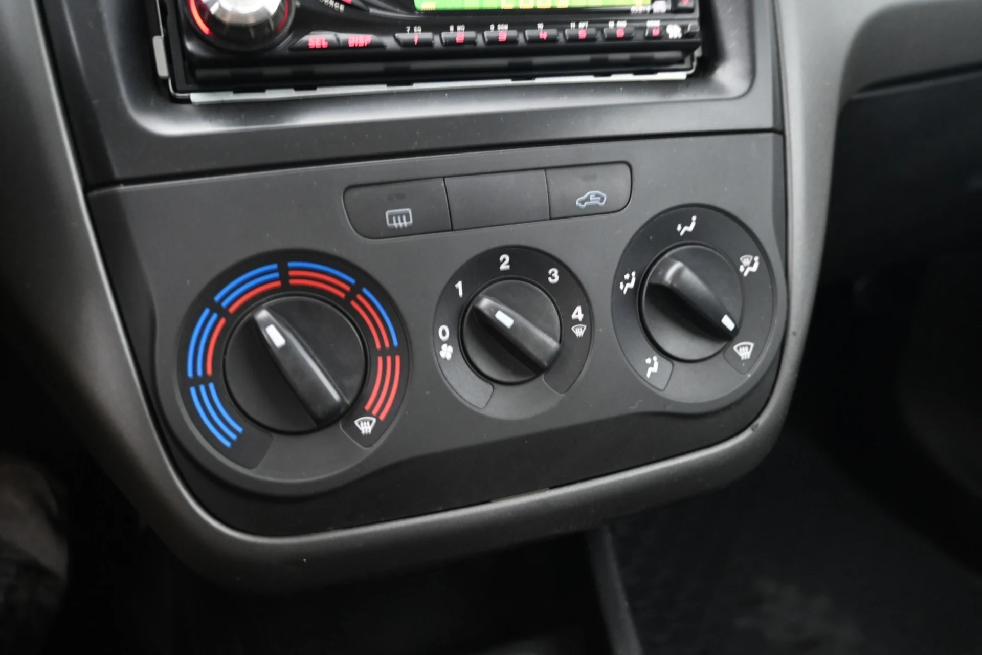 Car Image - hqchFqEWDr4y9OAA9zgFs