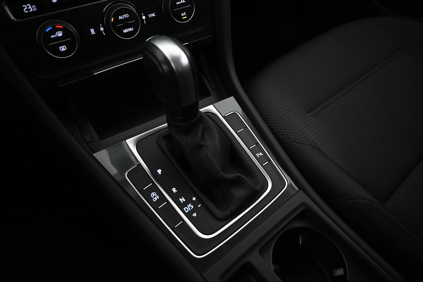 Car Image - 5iYh0U3Akij0GPeJuApsk3