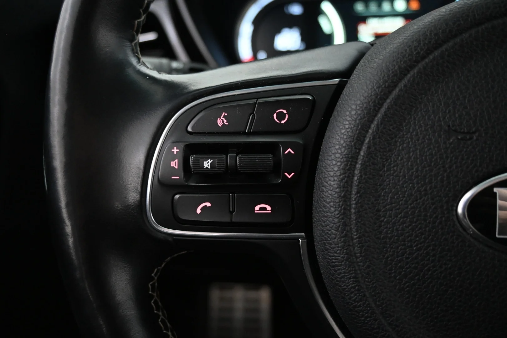 Car Image - 4GsaqIgavuDmRcLiZ9q0RV