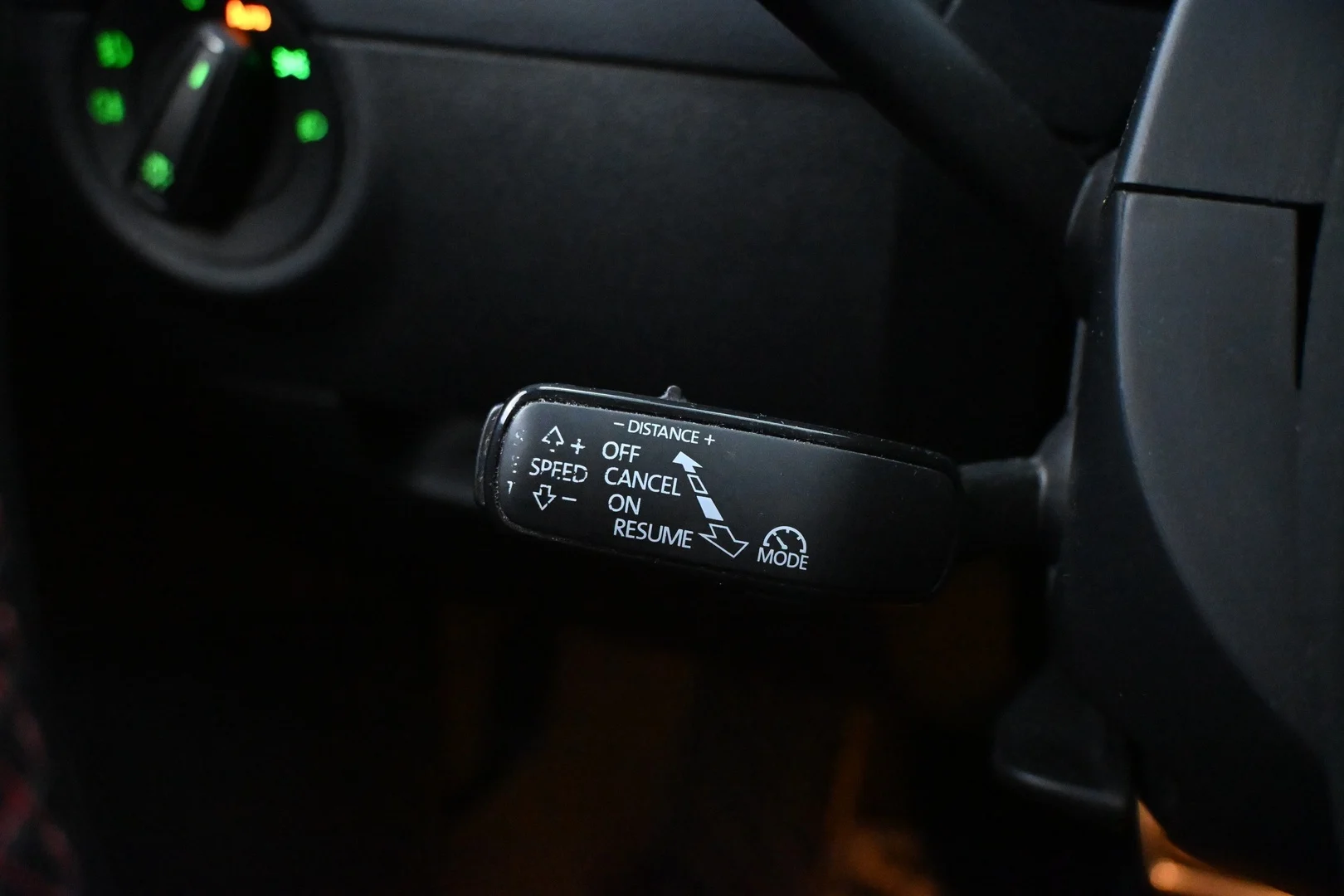 Car Image - cv10tFgoMR17Xz4XF98bd