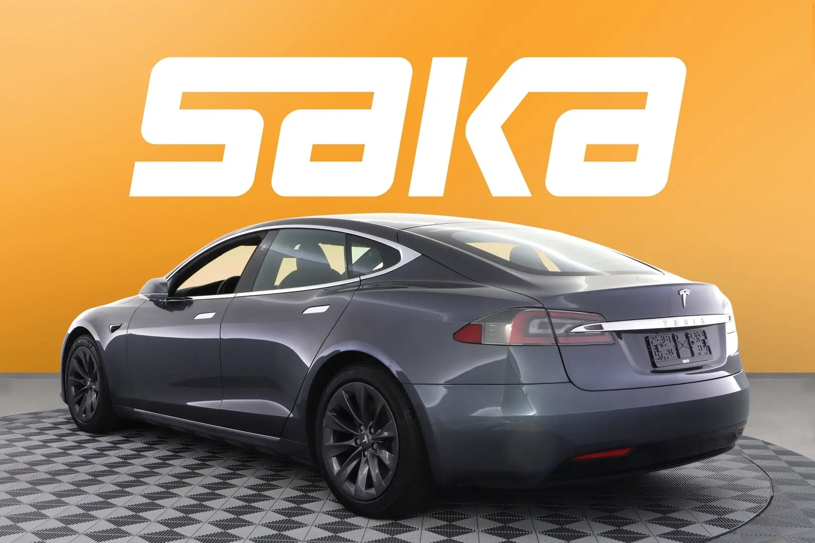 Car Image - XoPdiU748mMzsPzBBYB04