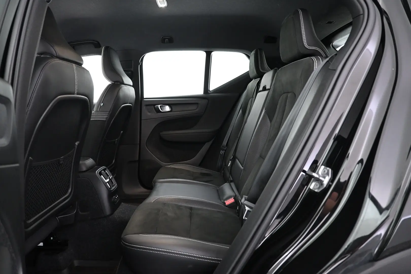 Car Image - 7m7anCwdRBK5F45FlQt9p6