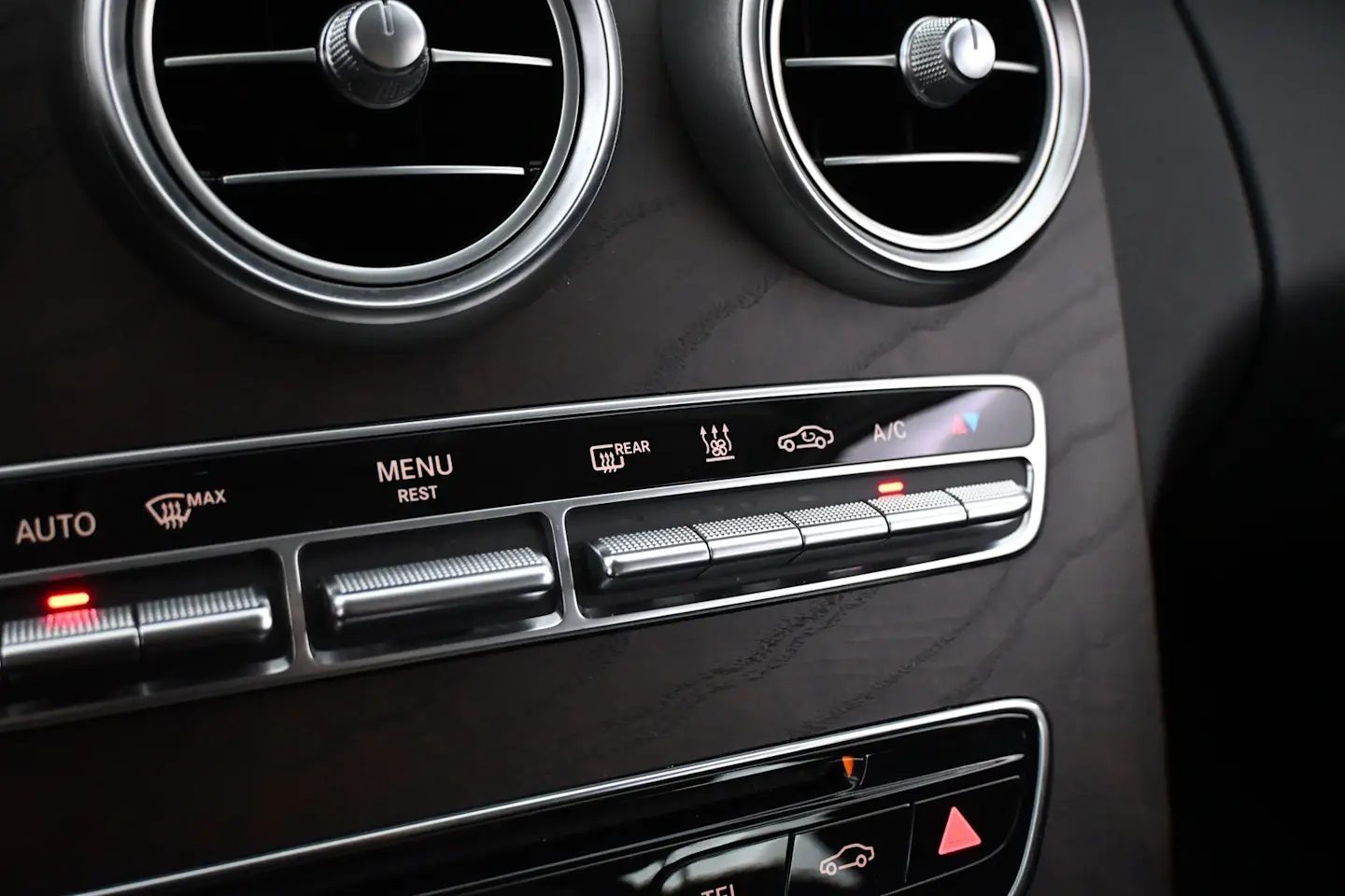 Car Image - se1VMIXdGUHLDtBpwiwz9