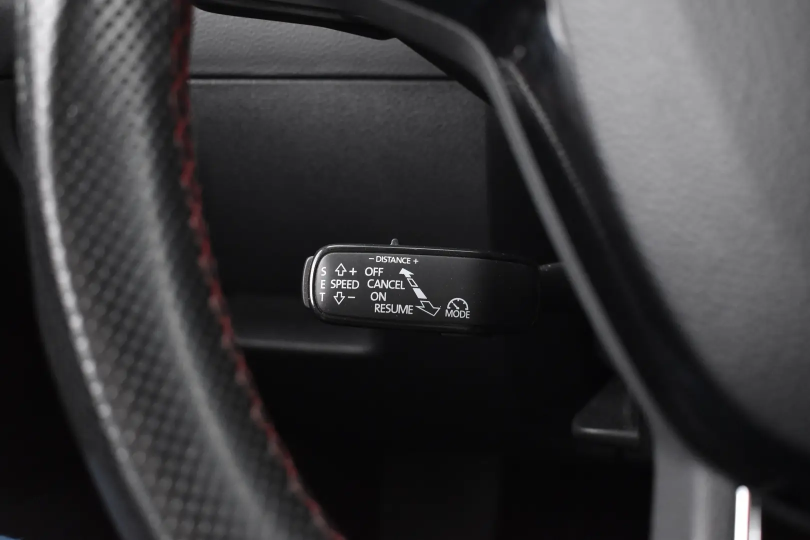 Car Image - 01HcPQiHpzxlkOs4qFN4bq