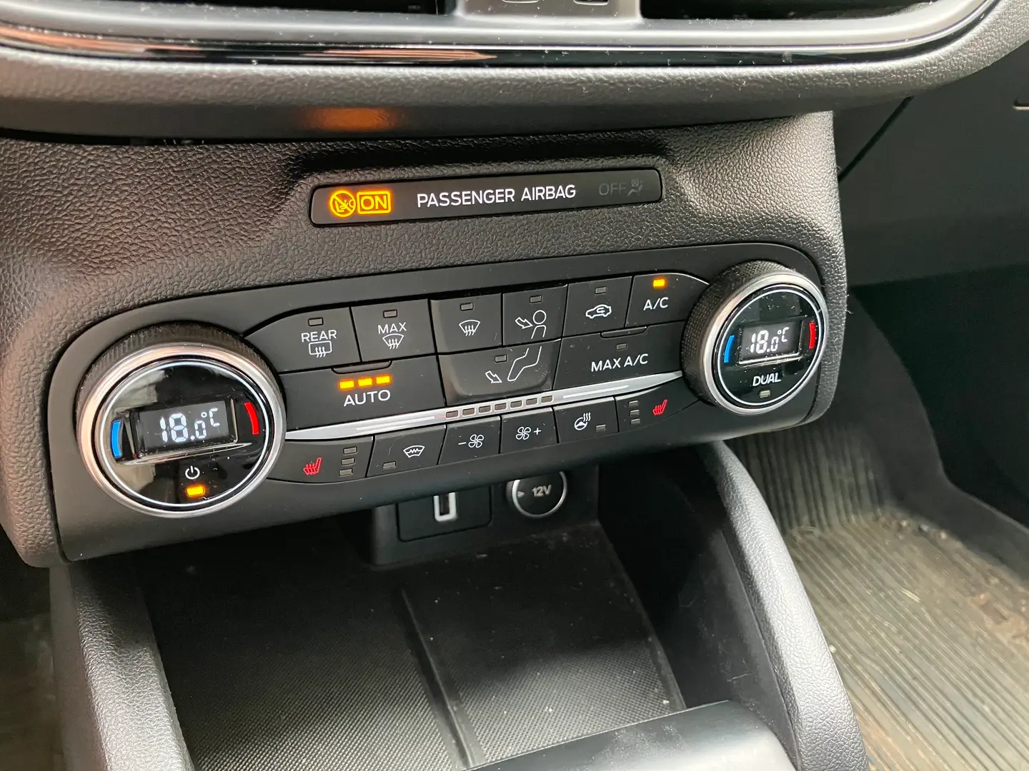 Car Image - 4d90mTUje8LKrt0vPldnMr