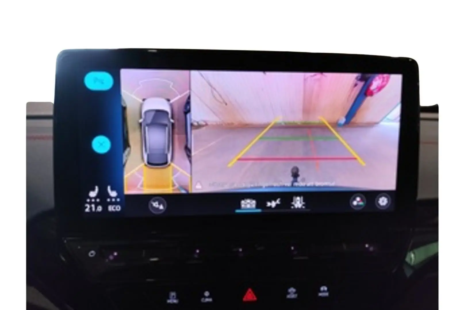 Car Image - FjZJgpDLLOVfYAEH4EY8v