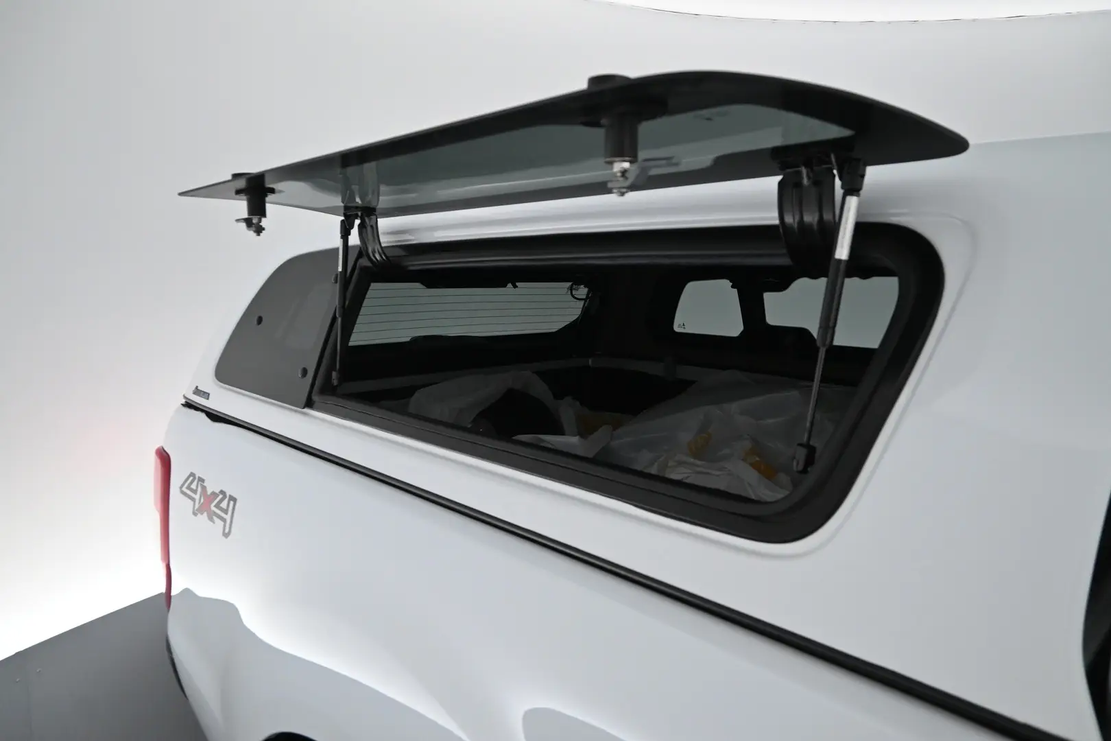 Car Image - 7y9LZqNceg18cnvNRWNt2Y