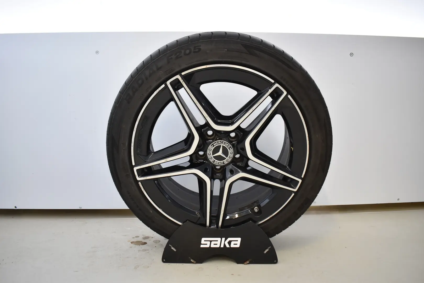 Car Image - 31XrpkA2Ivm7eD9bXFJ07c