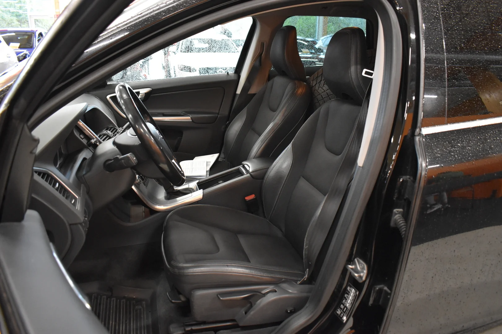 Car Image - 3JSNjtuMjZUJbwmyf9A2YW