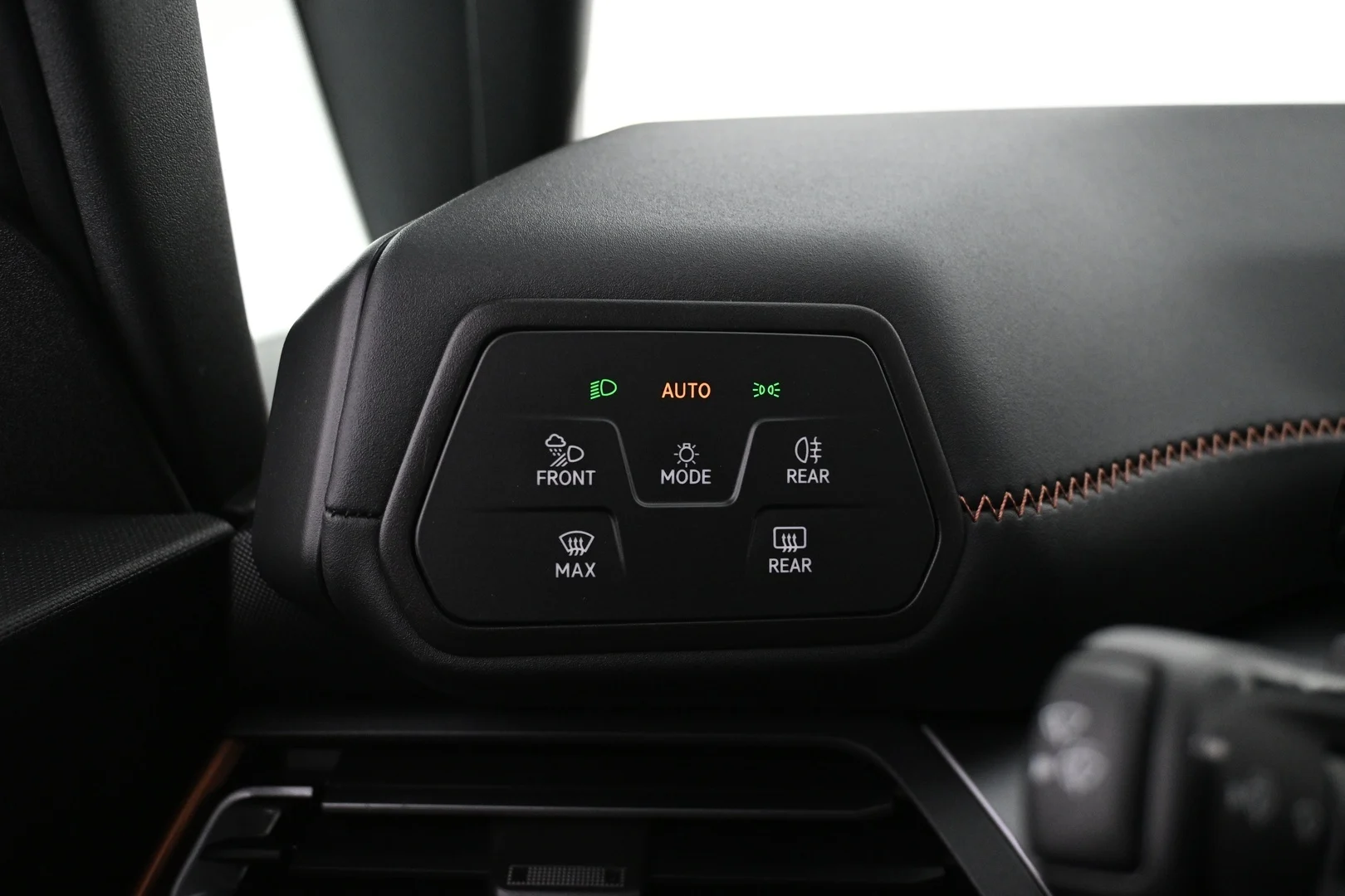 Car Image - 3uQ8qeYdi4fuCfgdMPDYy2