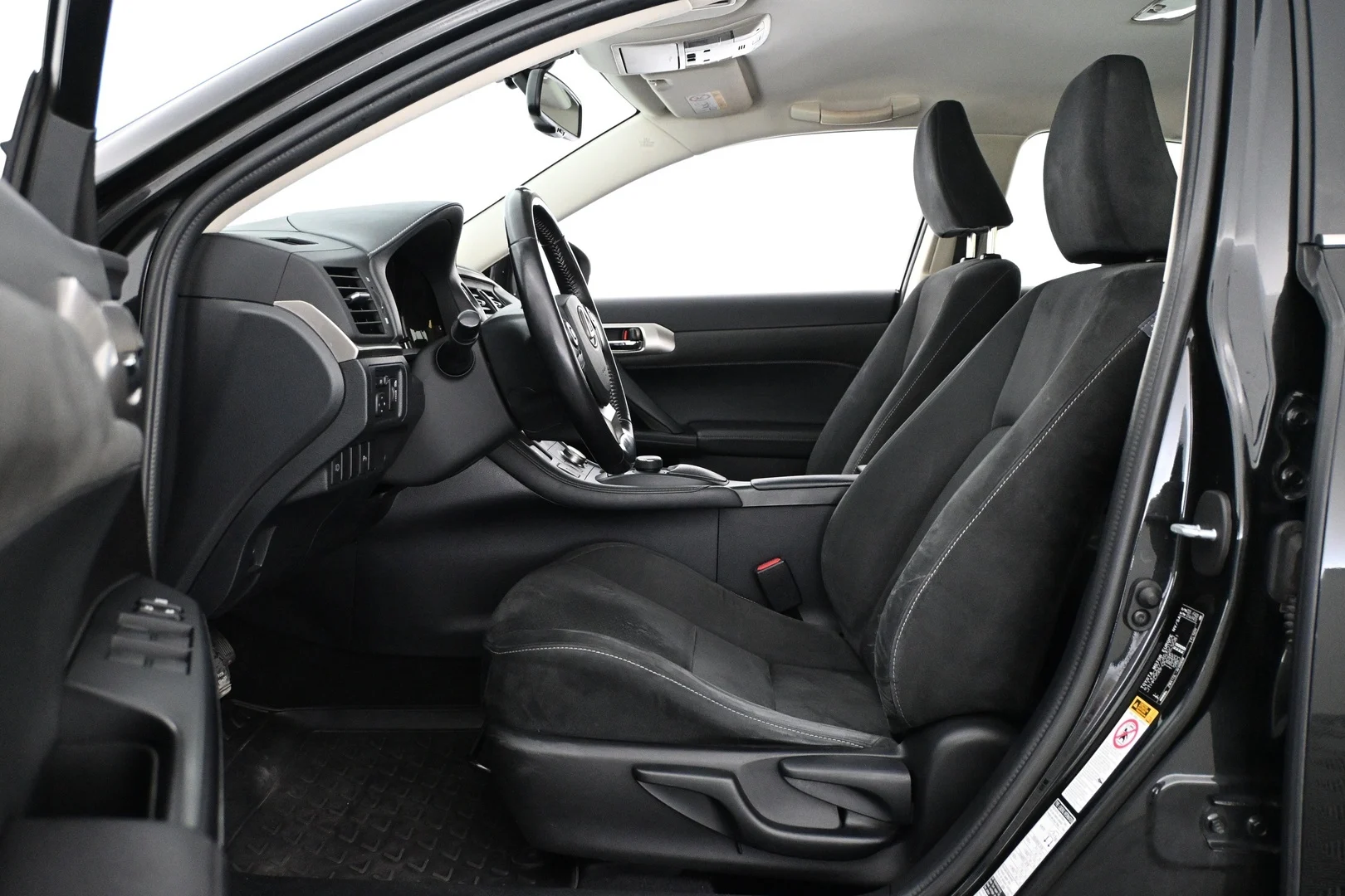 Car Image - 5yyC7swpldZPnXVxXea9KR