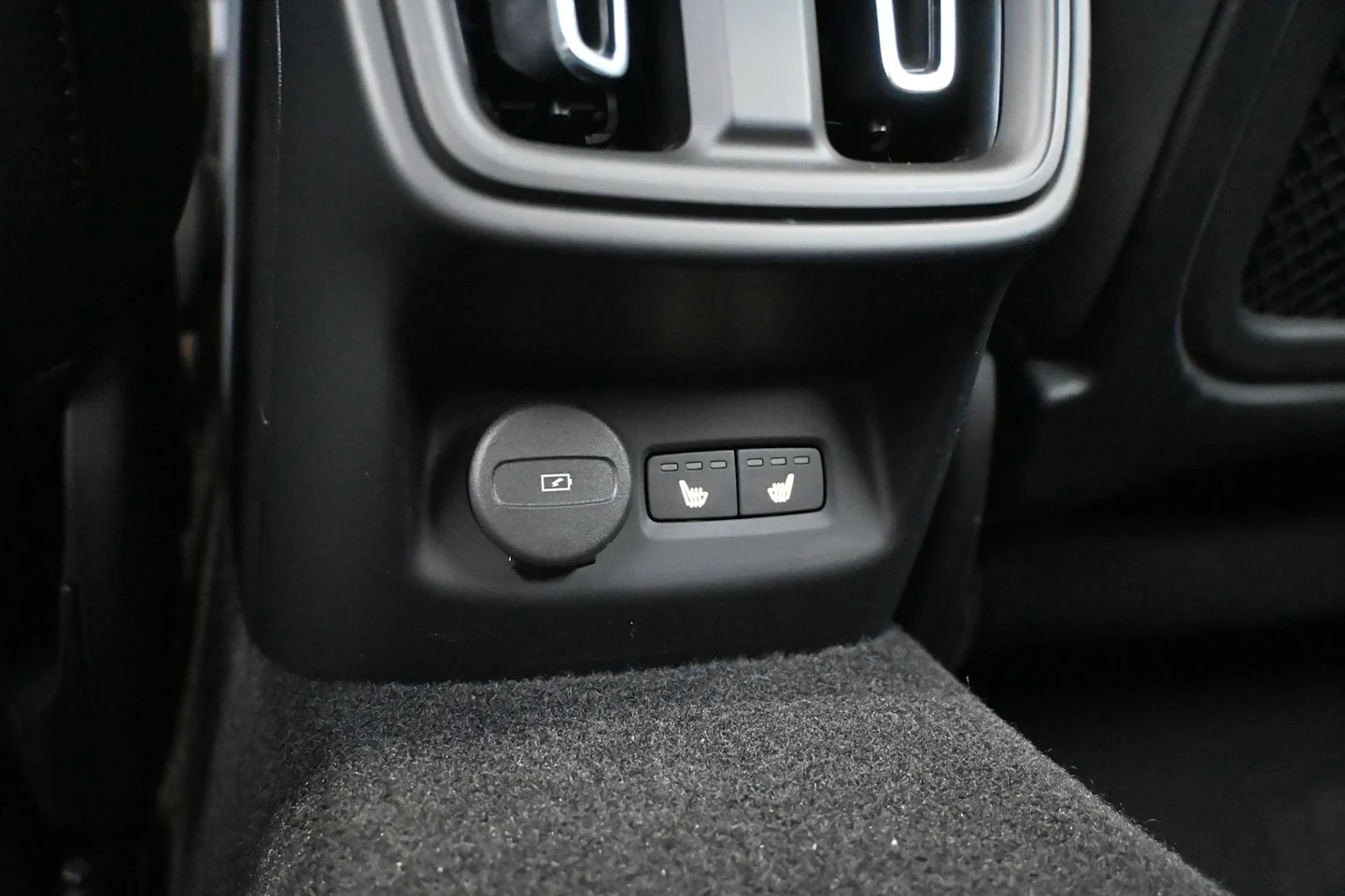 Car Image - 4A3KKwSBMzE7ll3CE6L77r