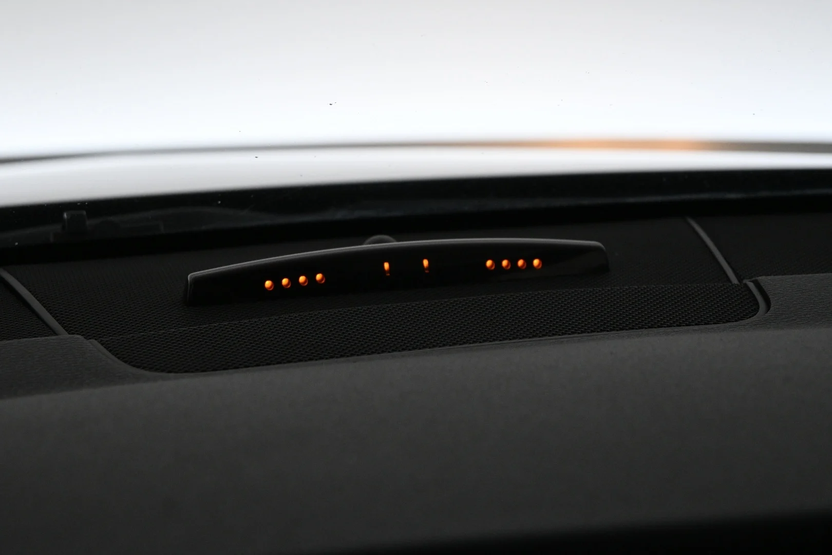 Car Image - 3PXiDpbg0gCoQQNMpGuNSI