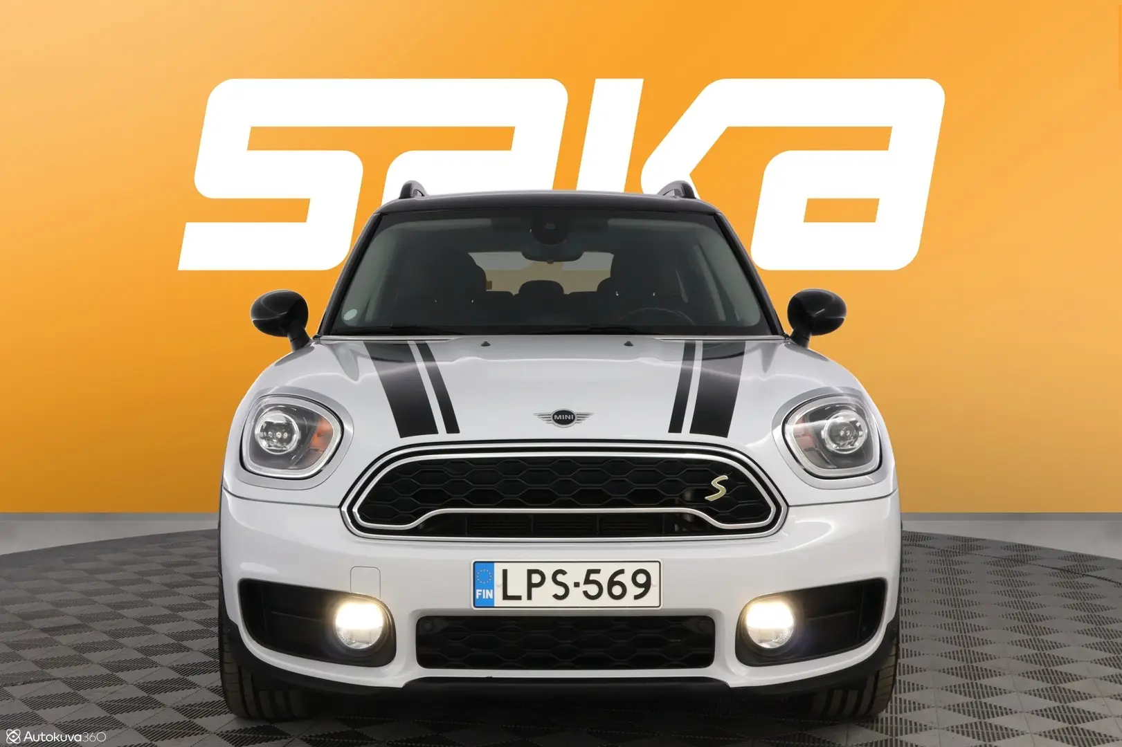 Car Image - XsRW4t33193iU7AcfeZys