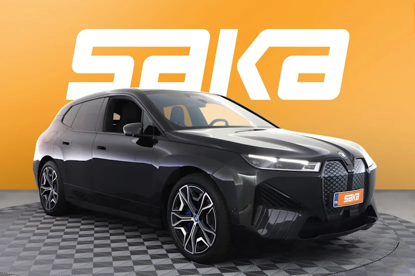 BMW iX