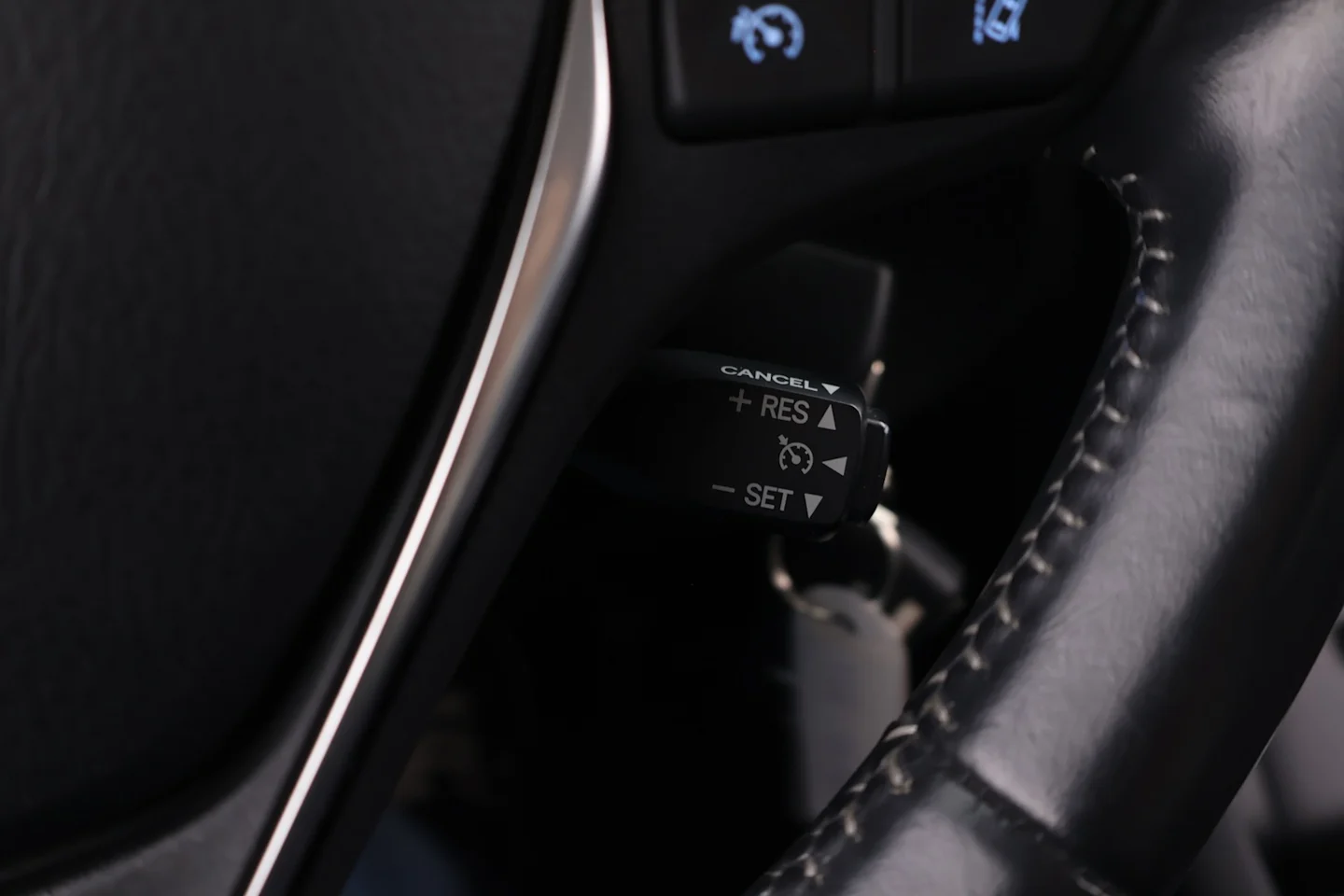 Car Image - 3dyTivQyV4aZX7KtR18IL5