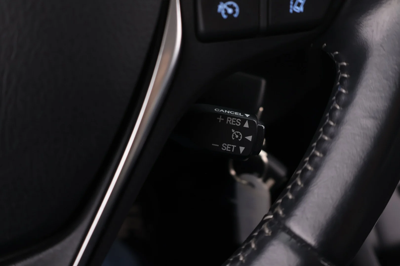 Car Image - 3dyTivQyV4aZX7KtR18IL5