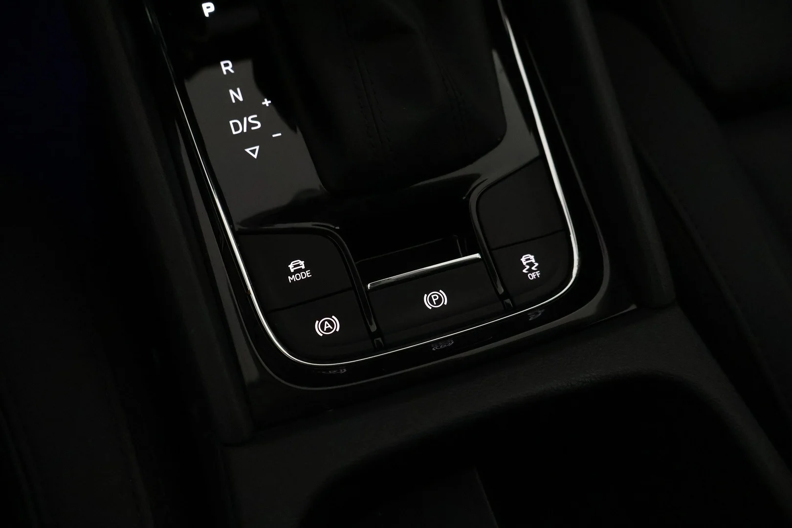 Car Image - 3HtbYTk53HYAIHAaSRhP4G