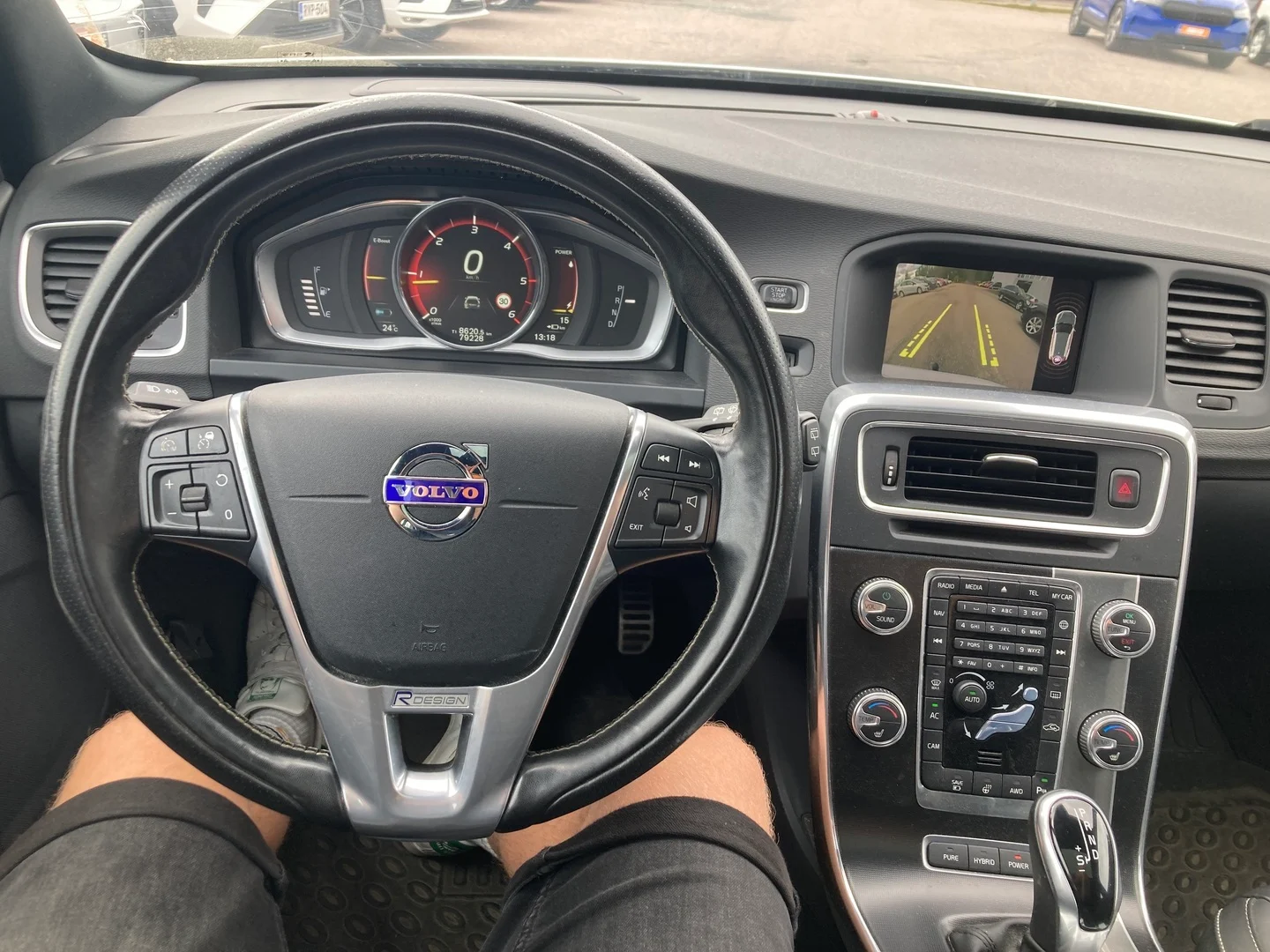 Car Image - pupngOuMN8mFNPChCDTc1