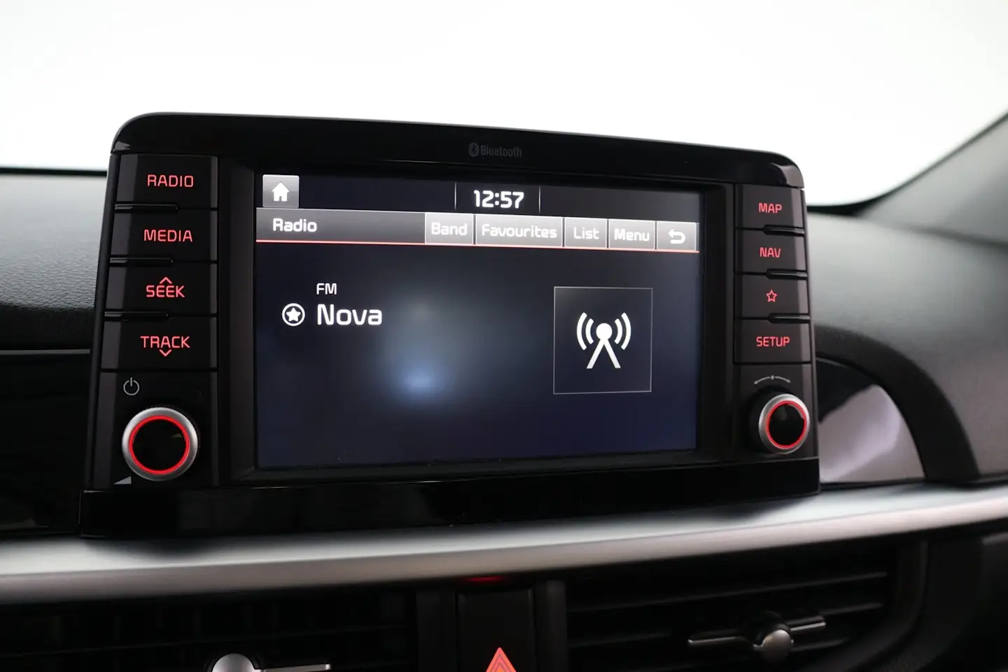 Car Image - 7qqm011qT616Z1F6Ieh76D