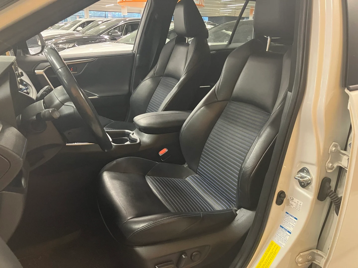 Car Image - BHSbaGV4WsZ46tCucnlHv