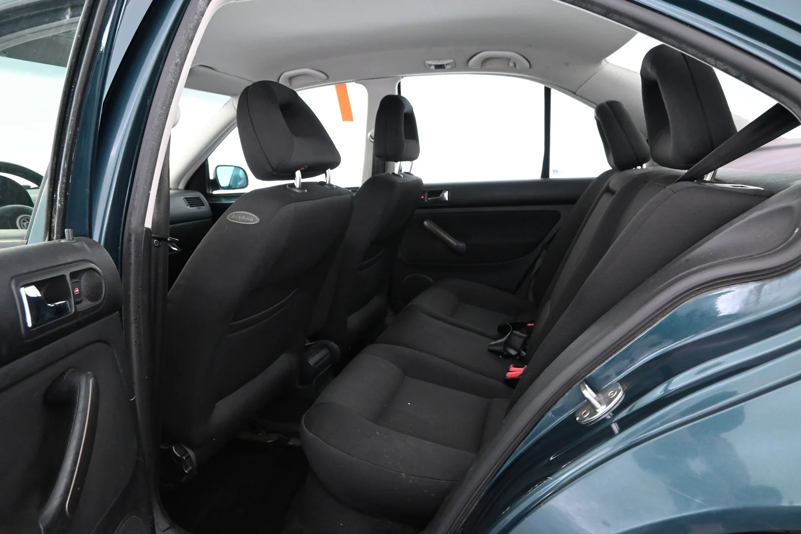 Car Image - 3qFuY4gTAF1MbMgYJb2FCl