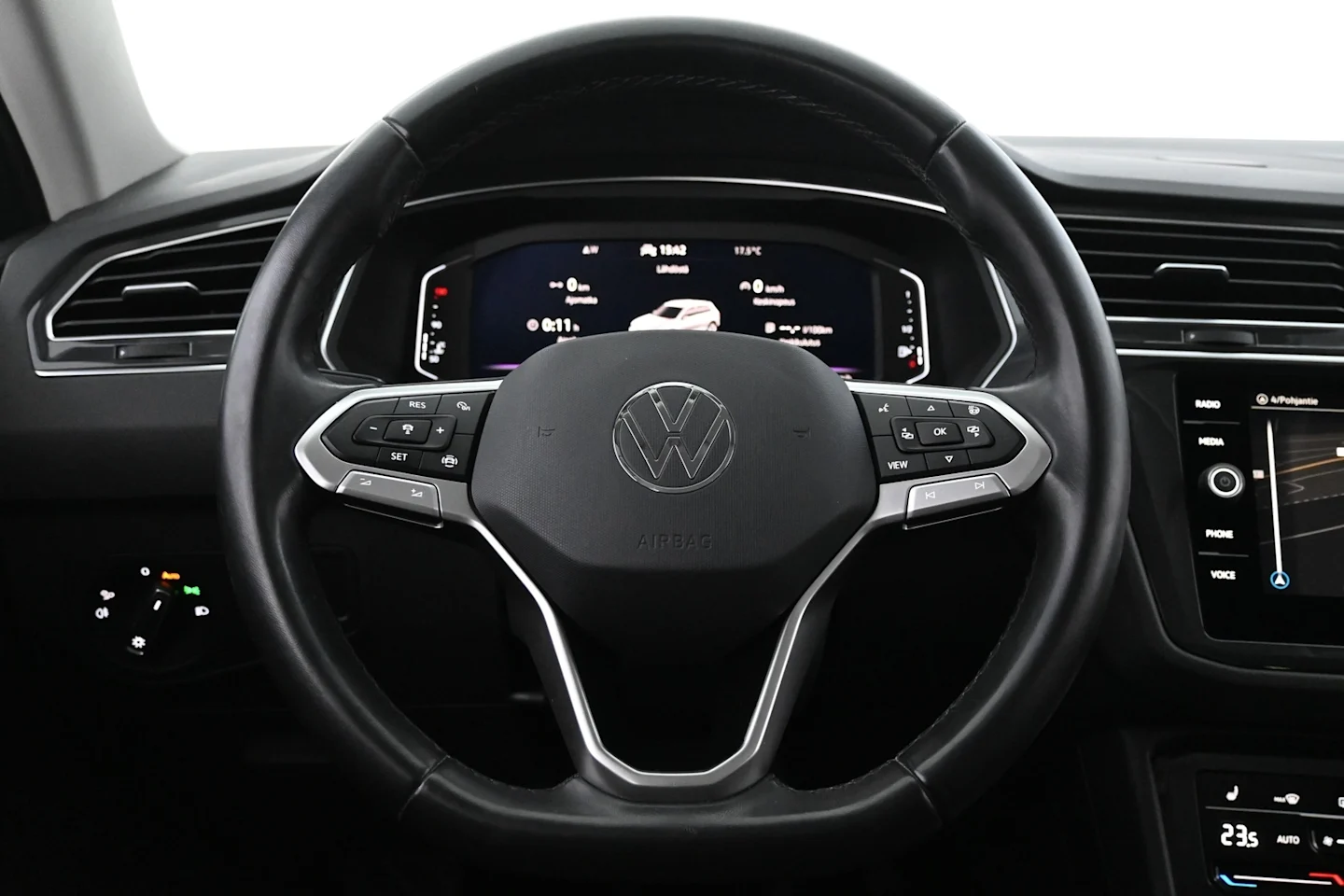 Car Image - 3nddOyL1a9AYKyo36epy8R