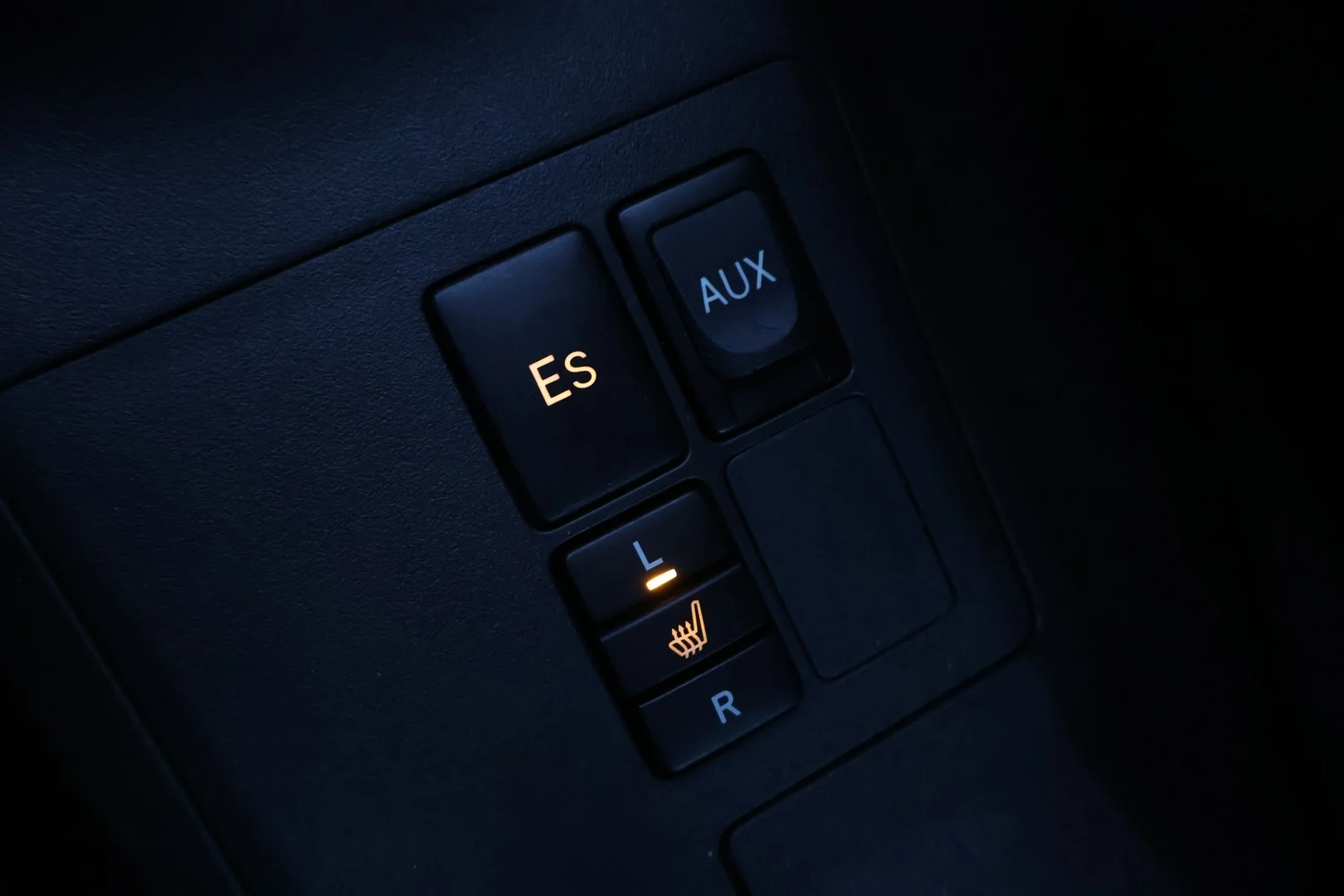Car Image - 1eyblZMsy05ZMO0QzhfVoz