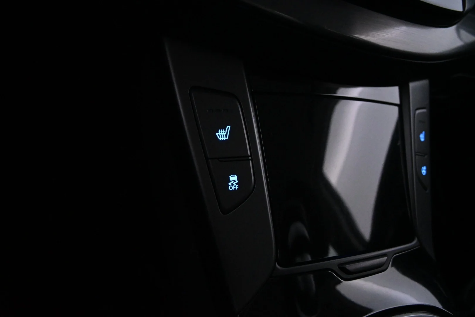 Car Image - 1BUHpLlNqVI8daQgQnX4av