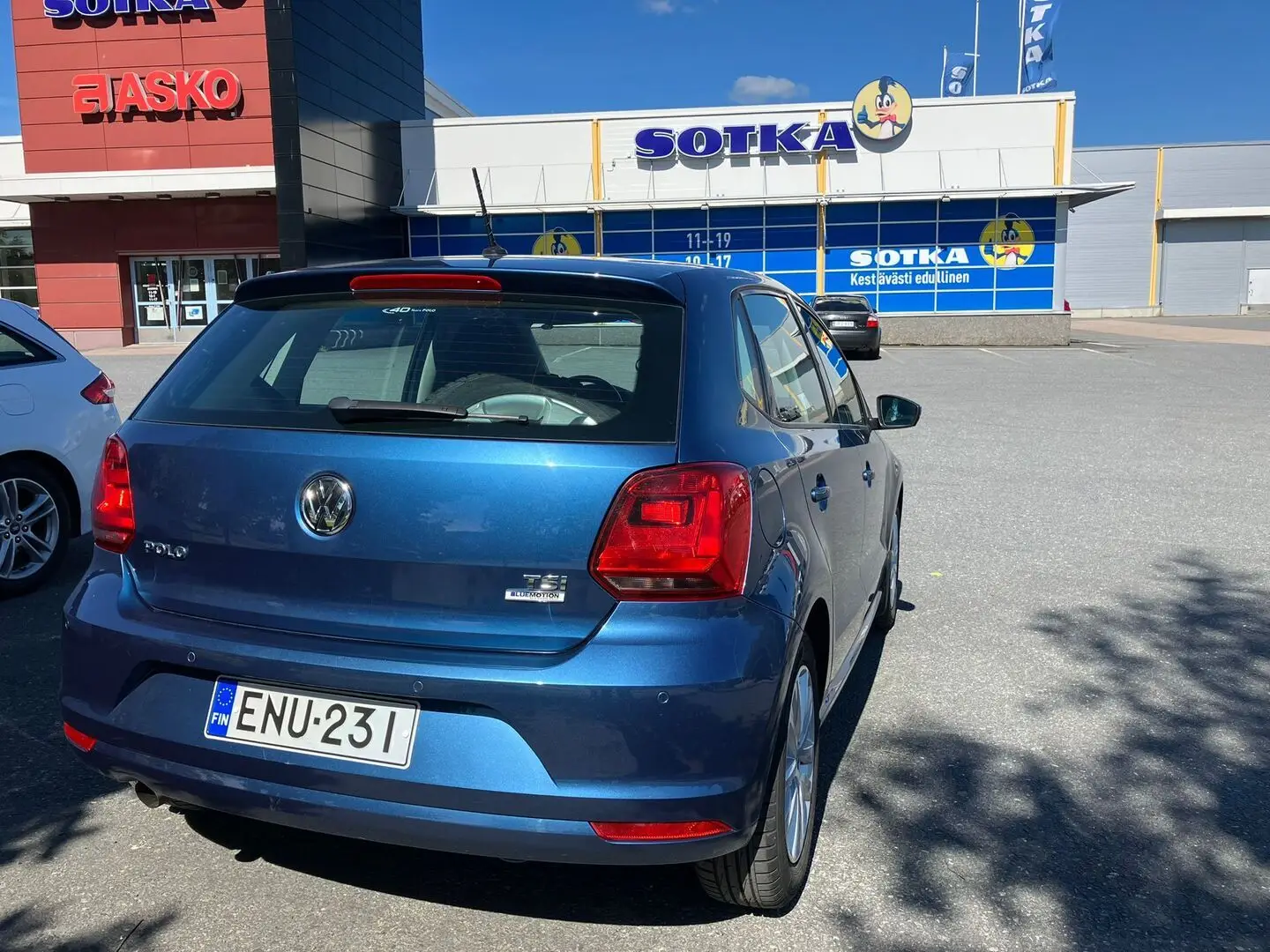 Car Image - 38JC7686KQOz9tzfh1WDAS