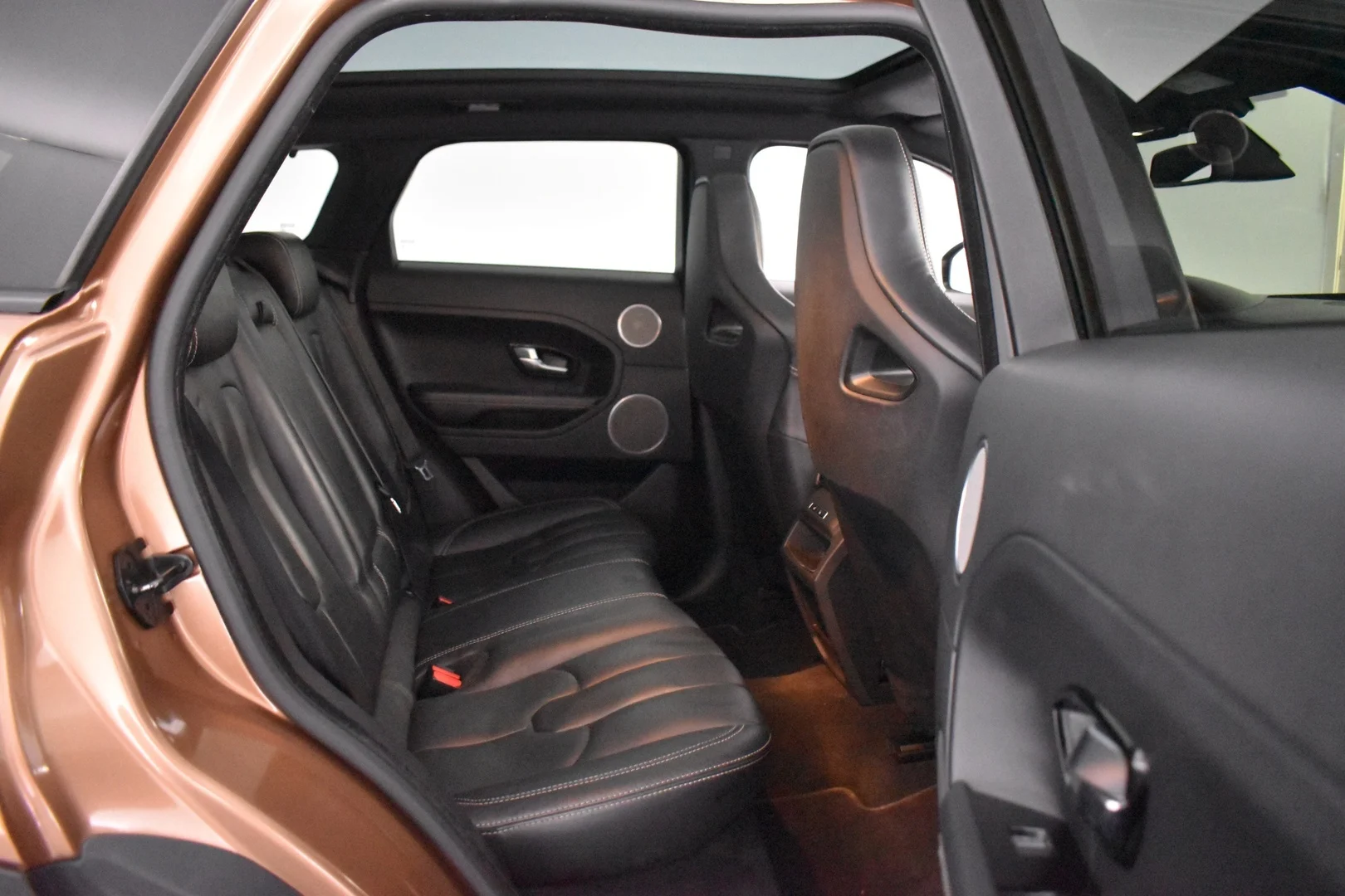 Car Image - 7BzNOxj4iDoCOnn36qCFZM