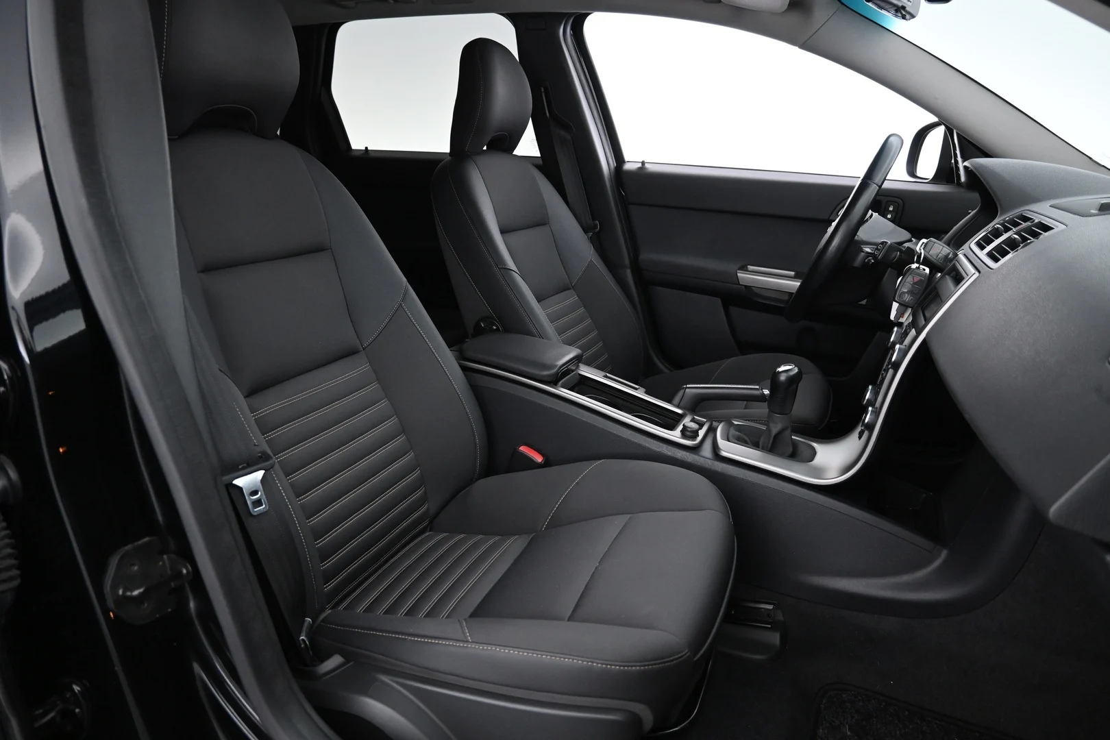 Car Image - 5ZmqDlVEinHcZxbF5yCEvc
