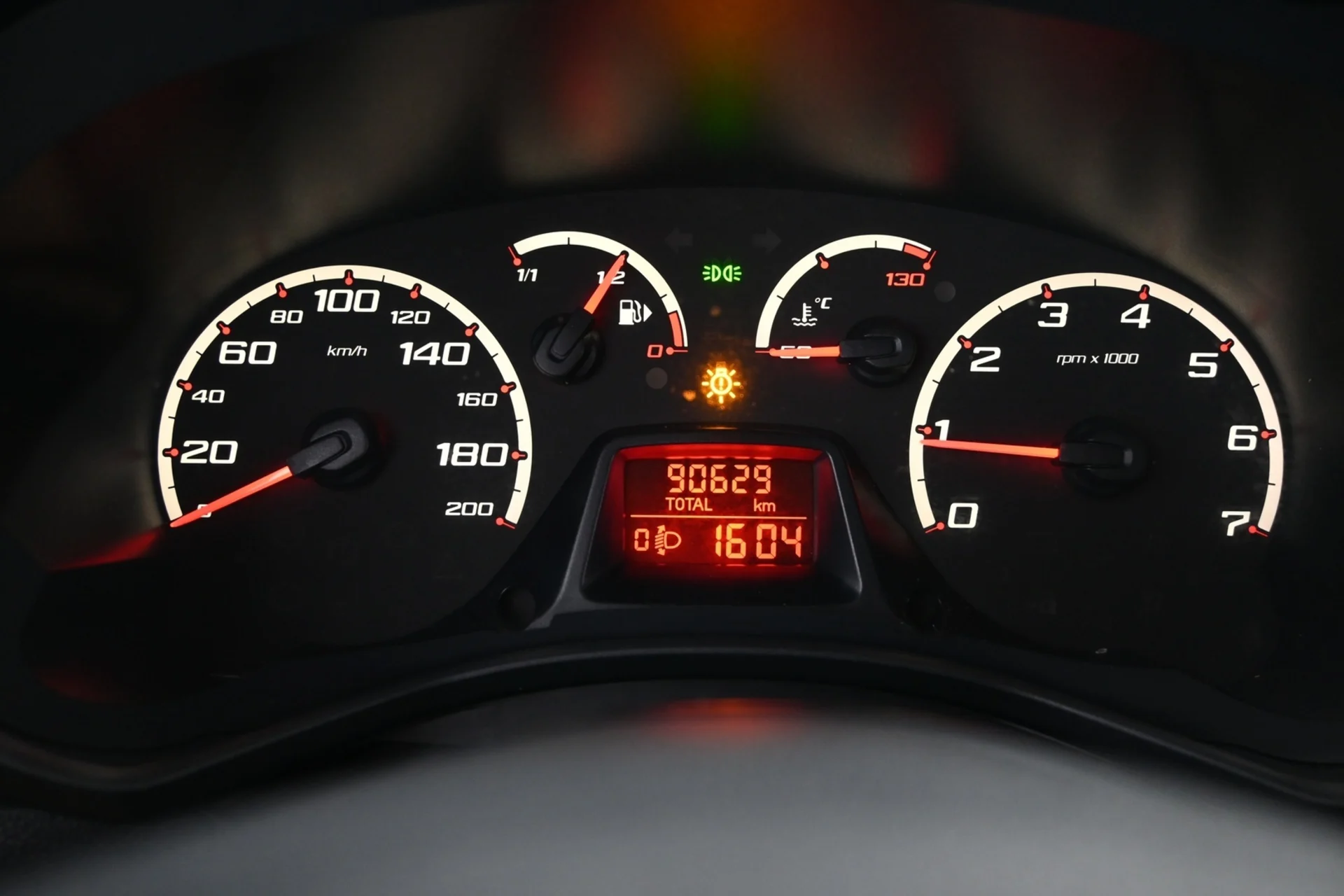Car Image - 4LFjxEfaUERhV6hn4p2dNW