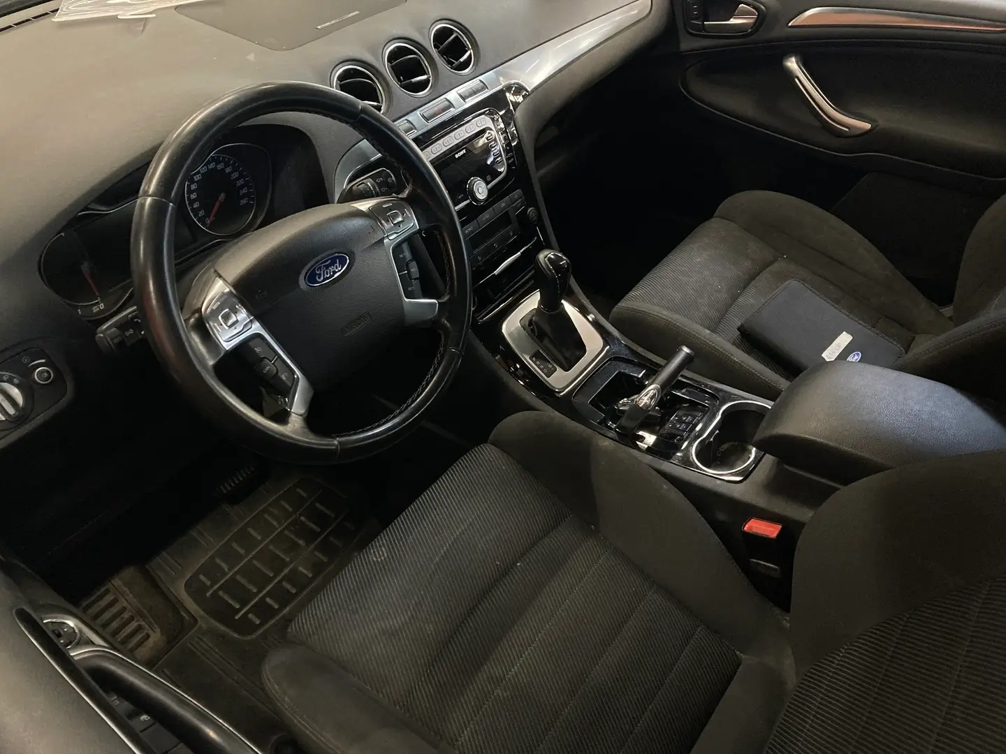 Car Image - 3VviB4gnNSa188tsxtNJj0