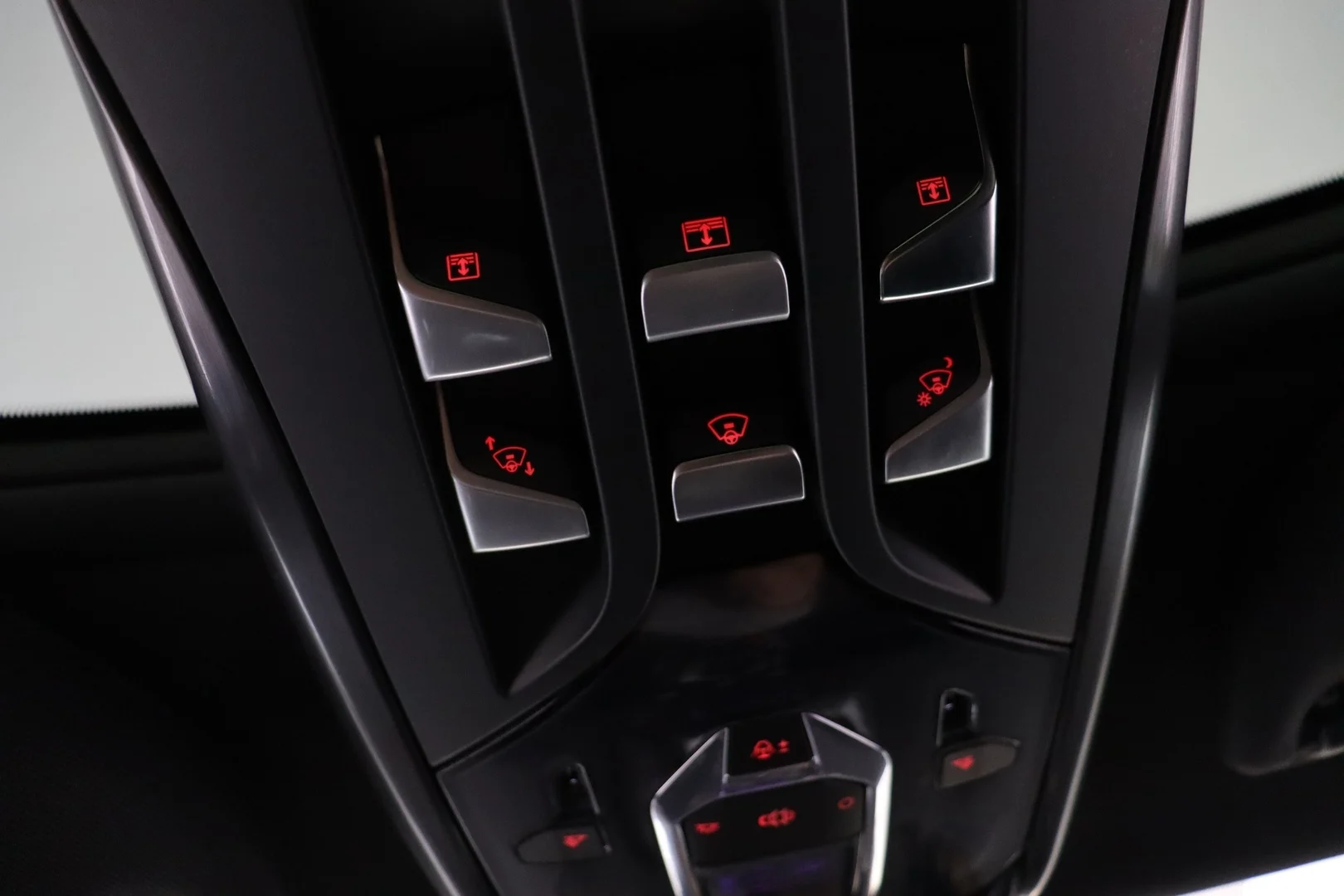 Car Image - 4lCrs1tBixFN2QY9NtDjpE