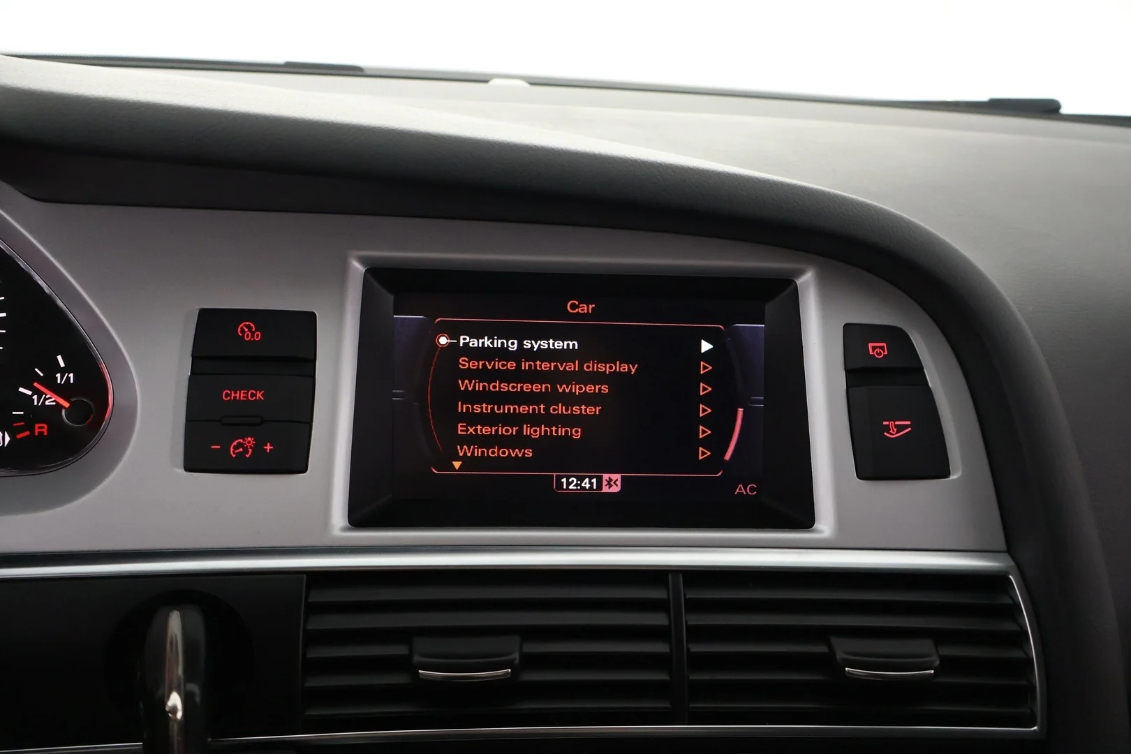 Car Image - 7rLsQwOJgfEJftydcUILGR