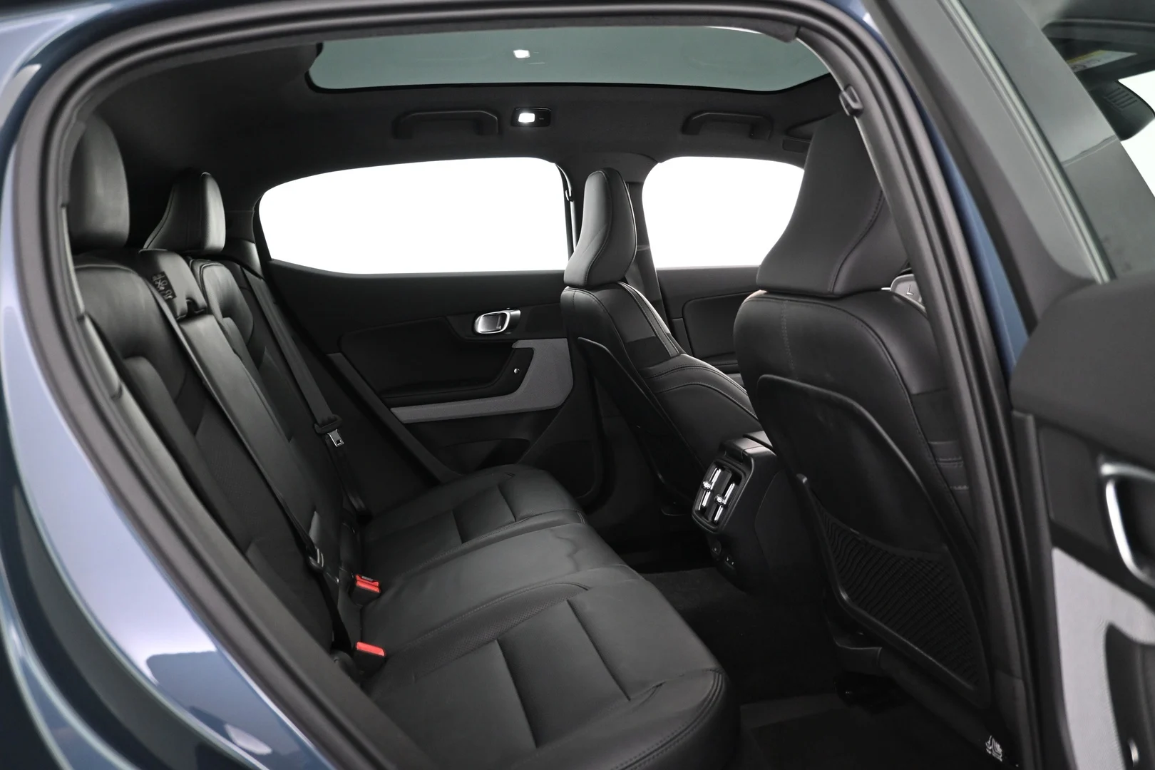 Car Image - 6RcYswGRjJxDgNhLsmgzUv