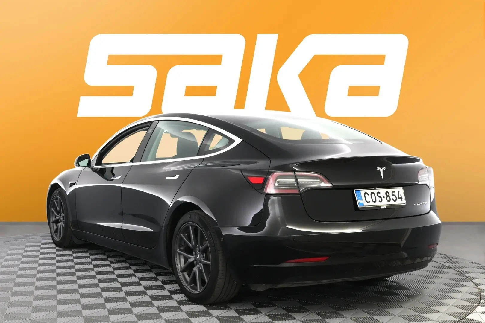 Car Image - 5AHX0tp3x9fn8yA6UIH9PW