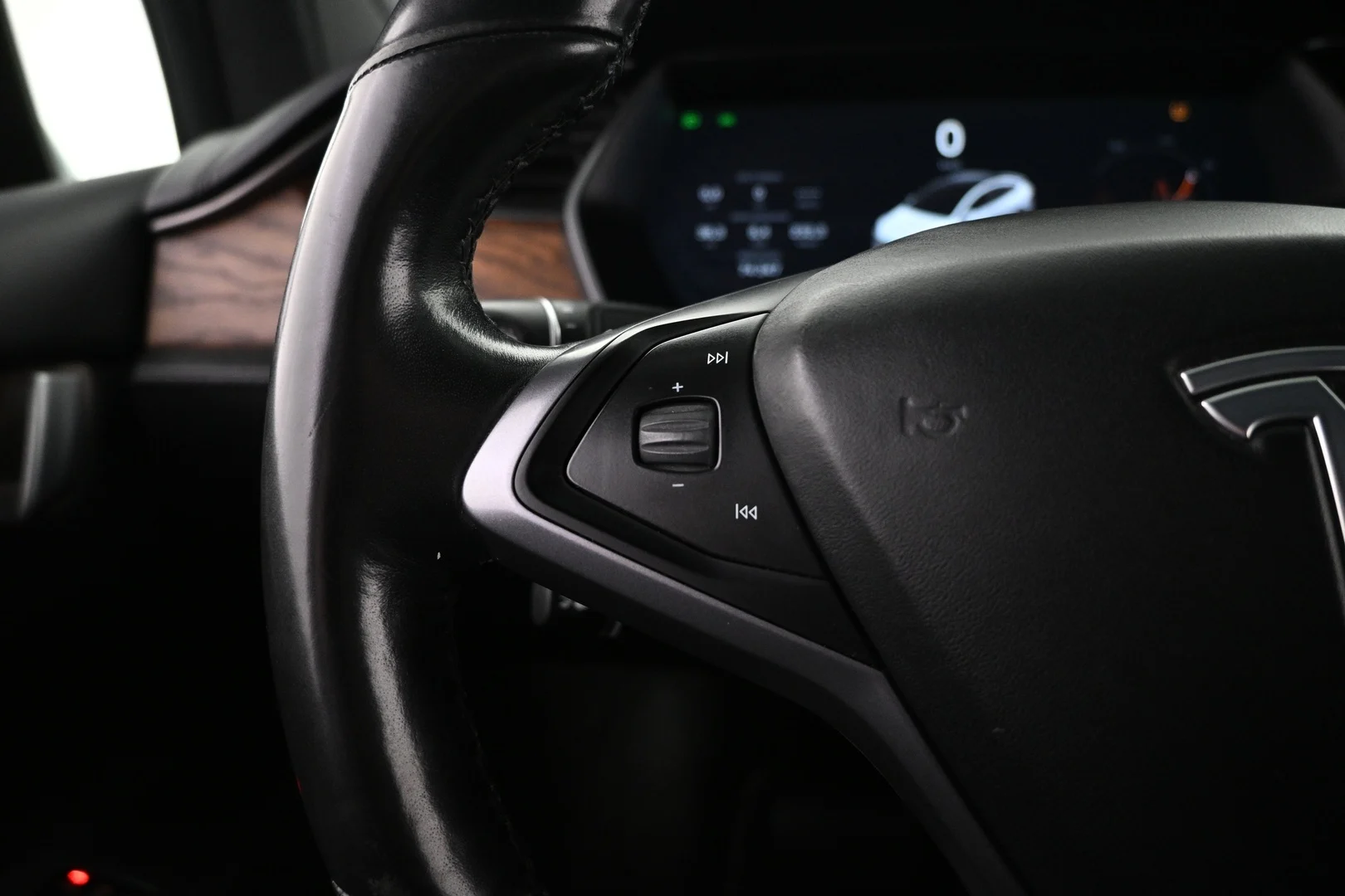 Car Image - 3f9RkNW3WOIZqj4csfuK8B