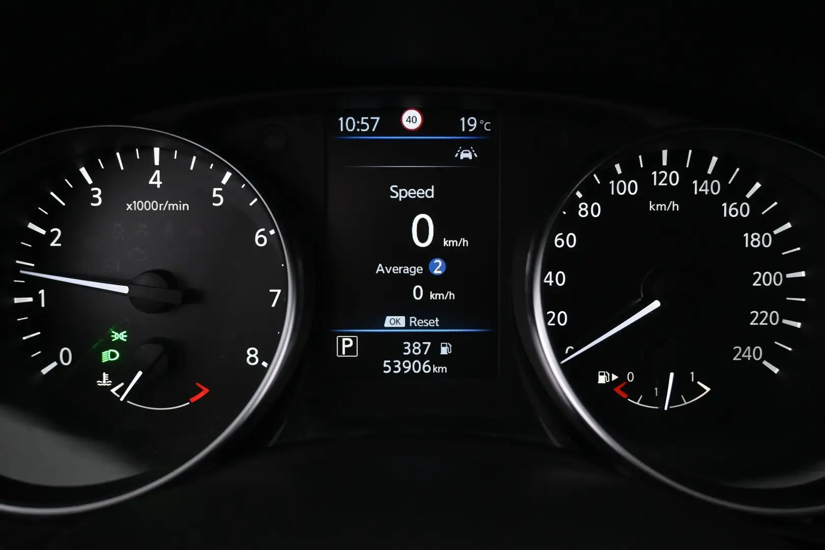 Car Image - 4js7UzV0JCAroWHY2TjNa3