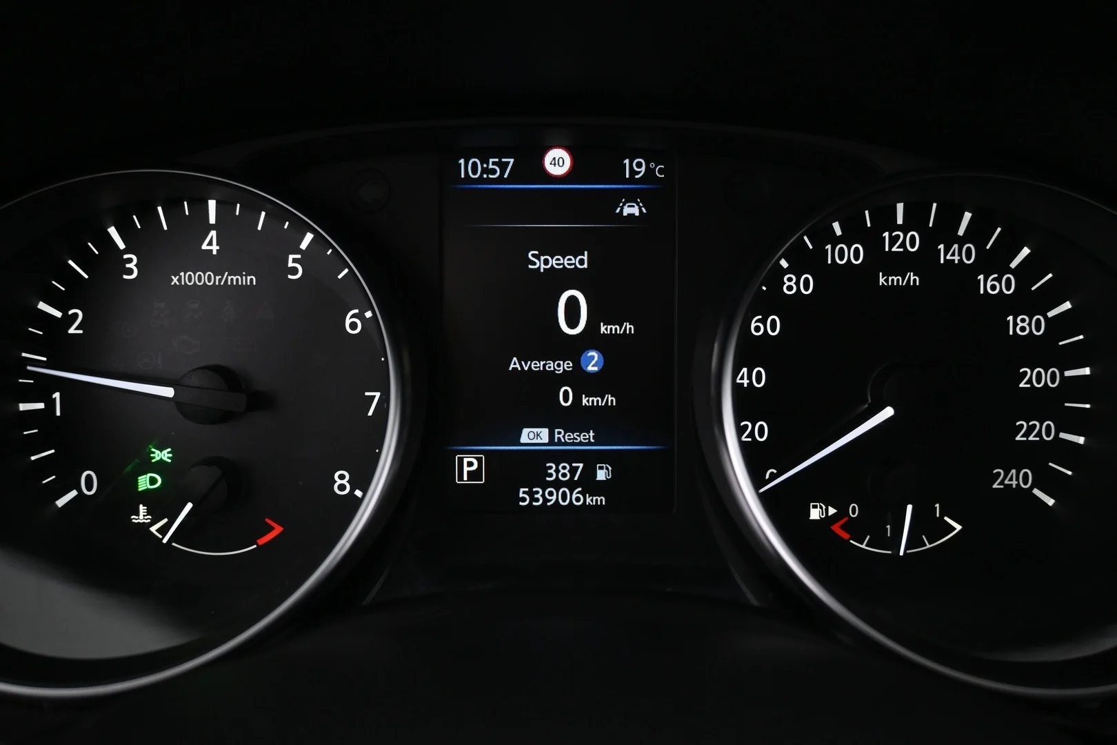Car Image - 4js7UzV0JCAroWHY2TjNa3