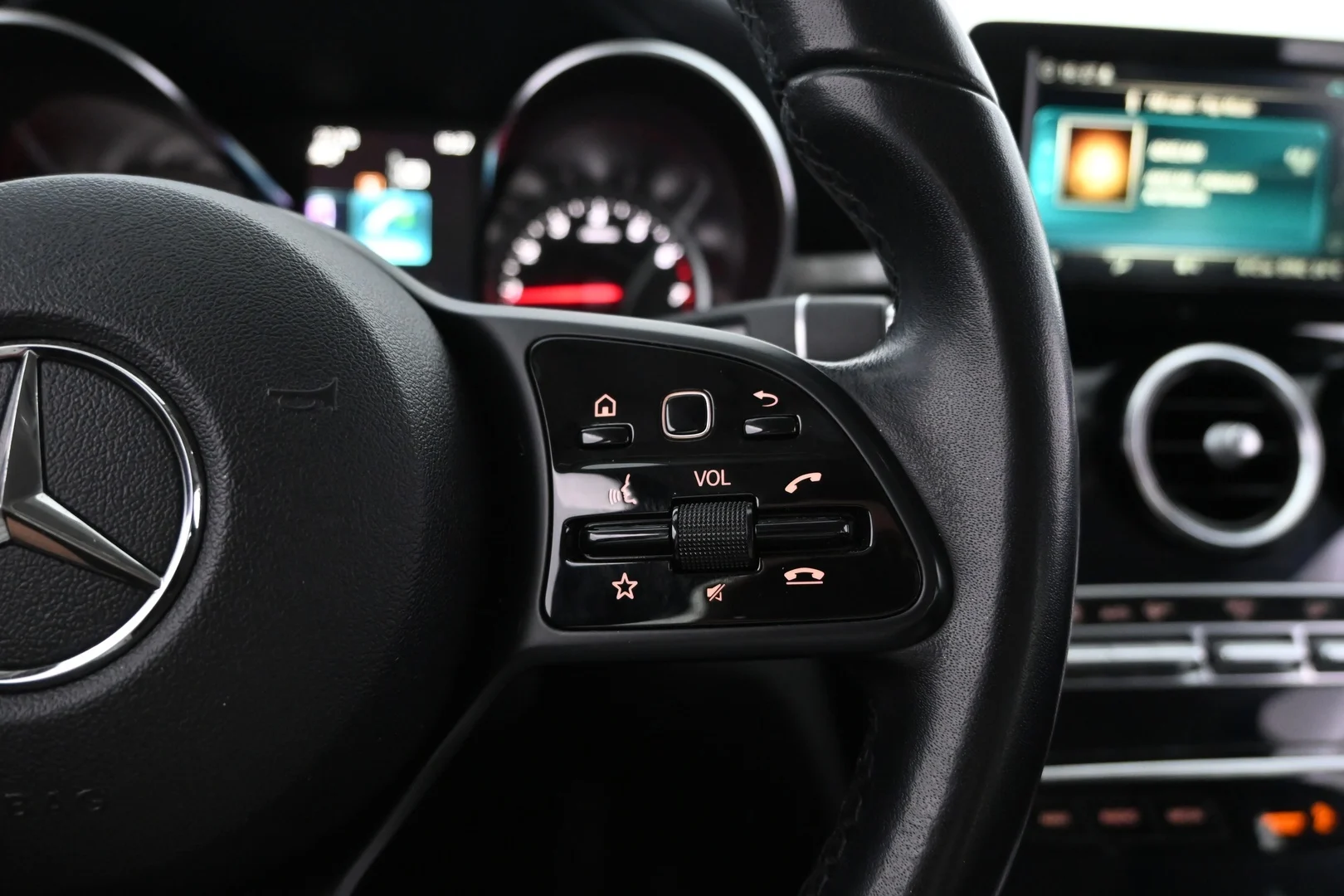 Car Image - 55OJ51nhB9ld7rTUUhh62T
