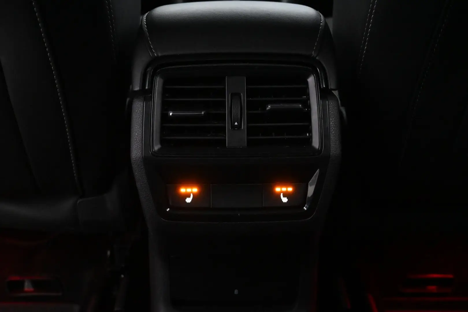 Car Image - 7kjUt2NC4uEfZcjCPu6rhK