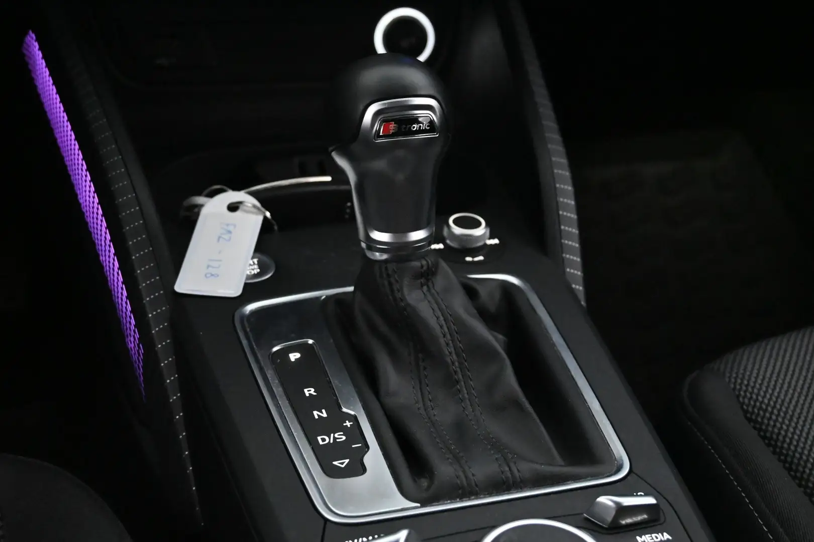 Car Image - 51eGgDoCKMU6rs3G8QoqMn