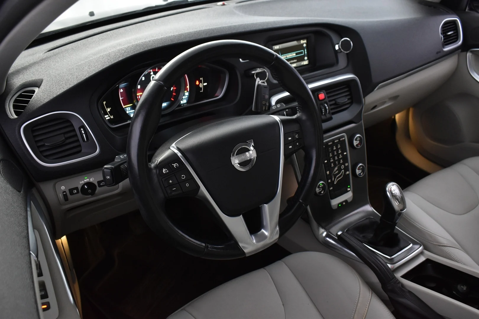 Car Image - 5ZUQ7EJZVSRqXqG1l6xzq4