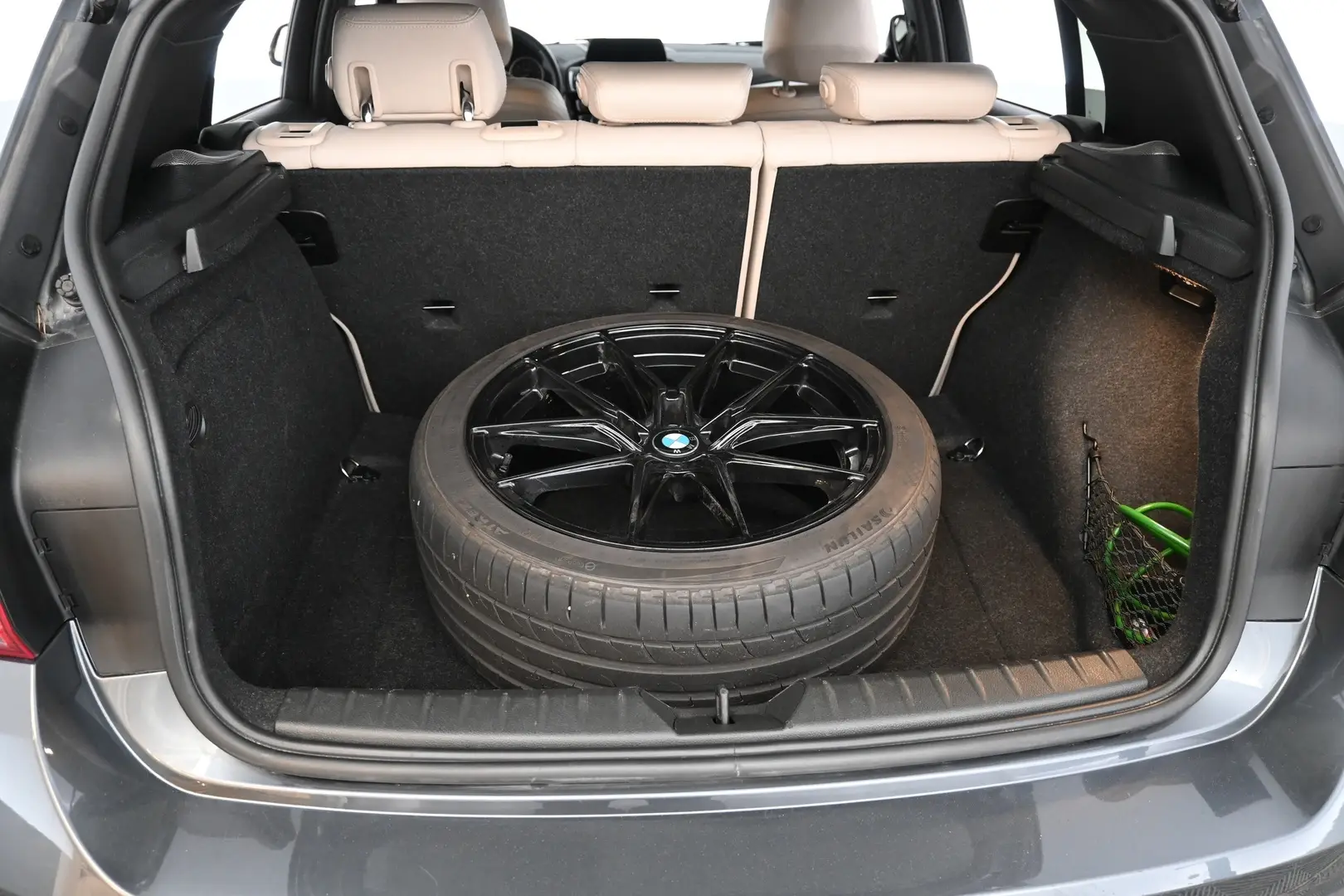 Car Image - 4LJkzbbItfEK2ifjitiG20