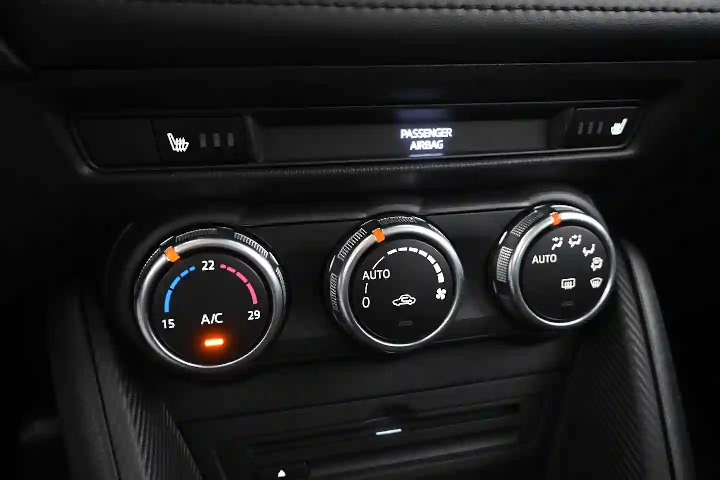 Car Image - 3AMcGAPrKv9IYkwiuZAXlG