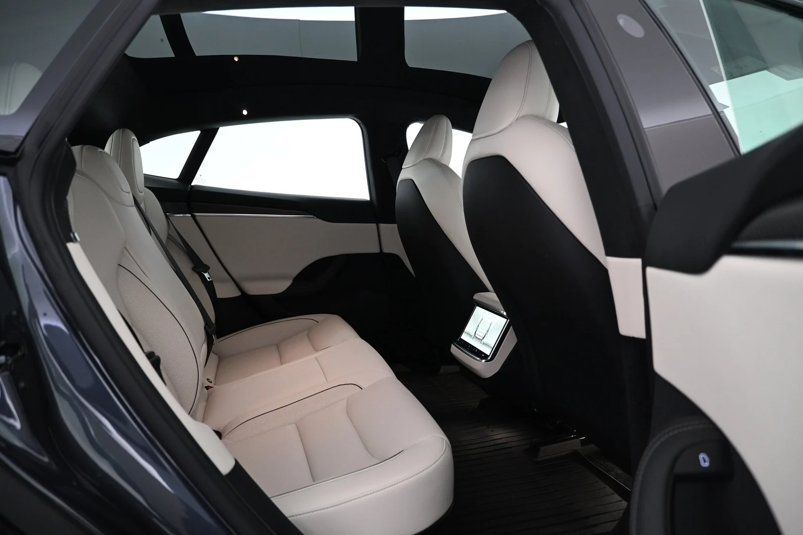 Car Image - 3WTh5BjC5td2rGugbeyx5M